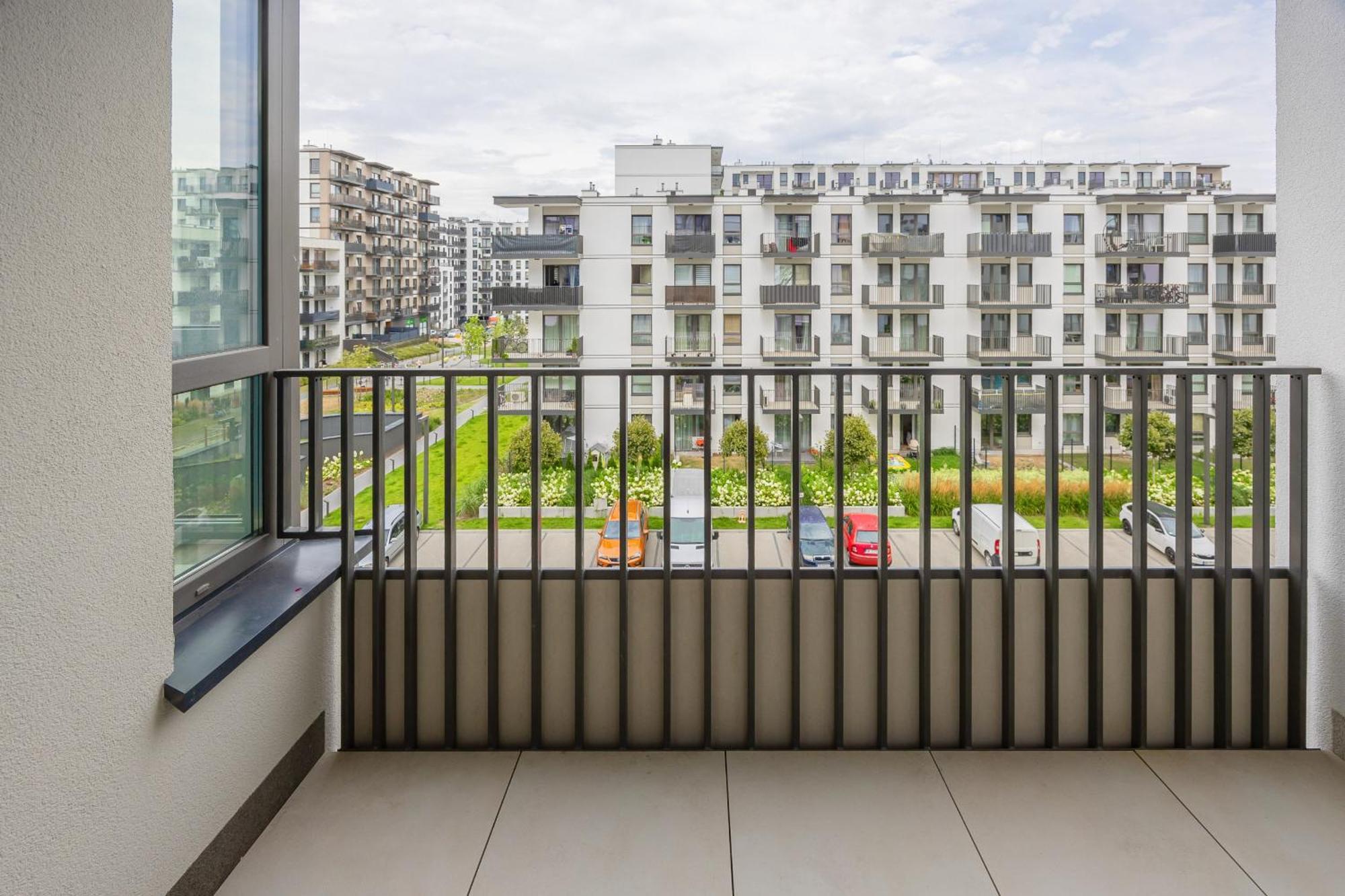 Appartement Nowoczesny Z Balkonem I Miejscem Parkingowym Ursus By Rent Like